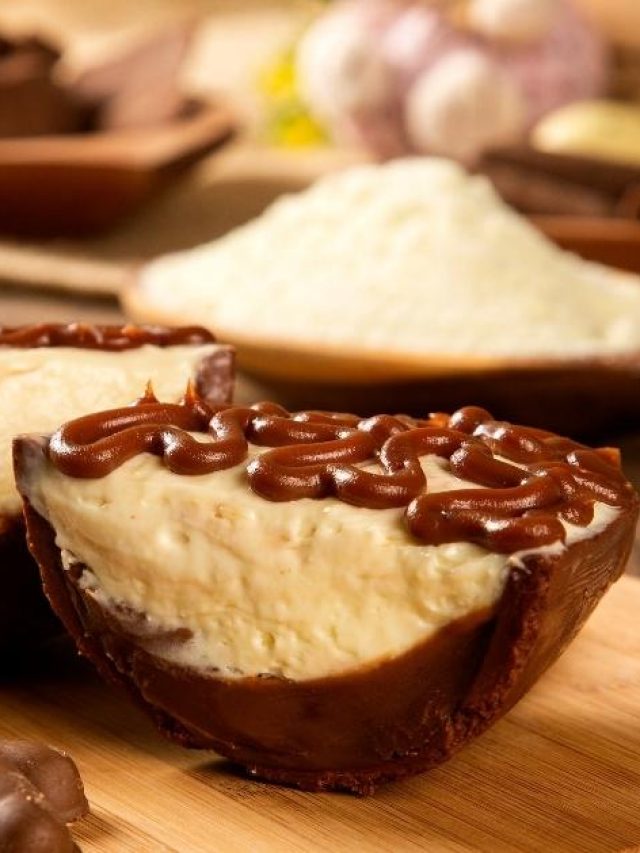 Como a páscoa tá chegando, Naoca veio compartilhar a receita de ovo de pascoa trufado...
