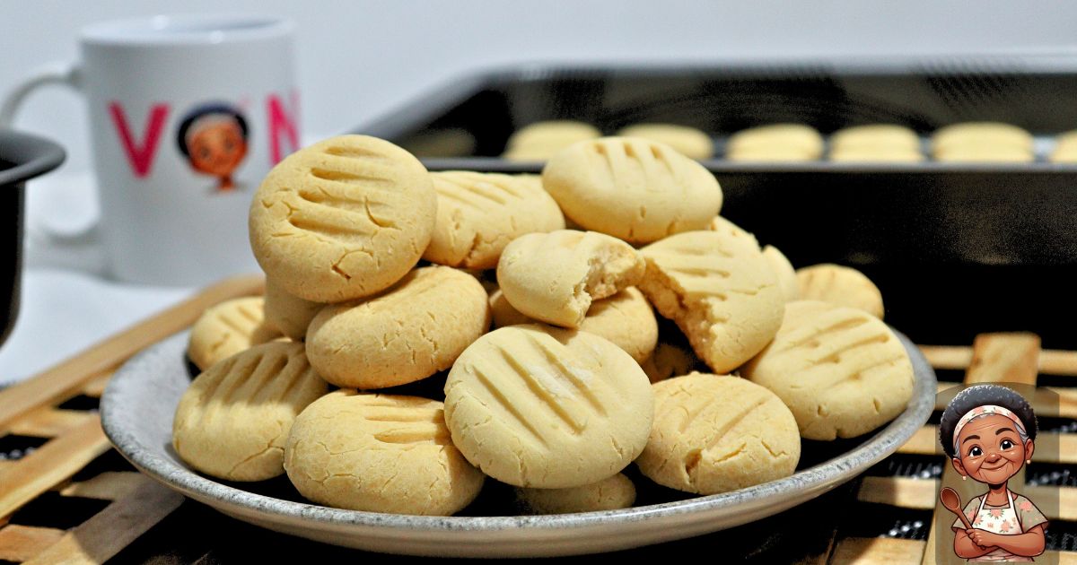 Se você também deseja aprender a fazer o biscoito maizena com 3 ingredientes. Veja a...