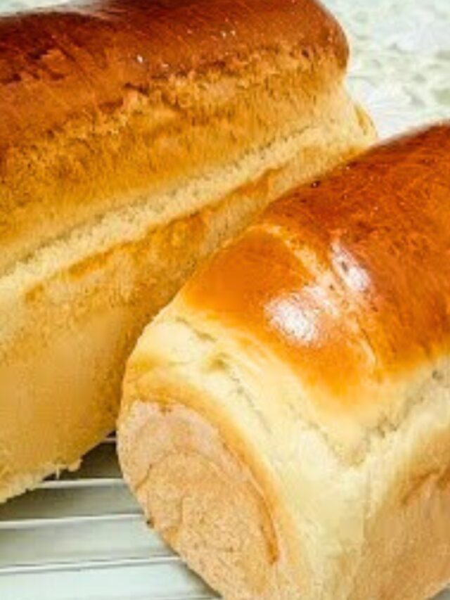 Procurando receita de pão caseiro fofinho? Você acaba de achar! Essa receita mostra como fazer...