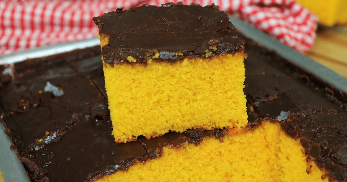 Bolo de Cenoura com Recheio de Casquinha Bem Sequinha de Chocolate