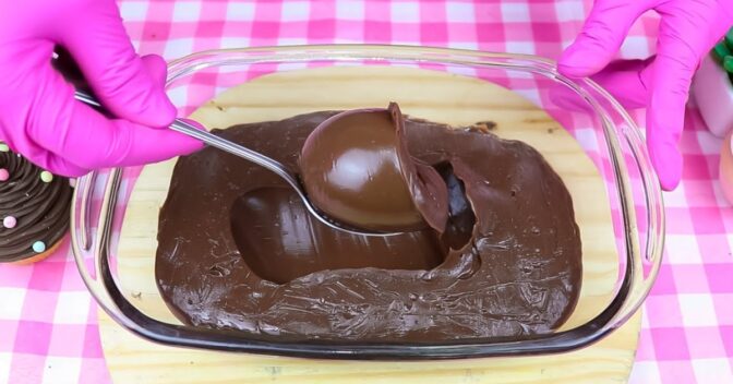 Bolos: Recheio de Chocolate Estruturado Cremoso e Brilhoso Super Fácil de Fazer