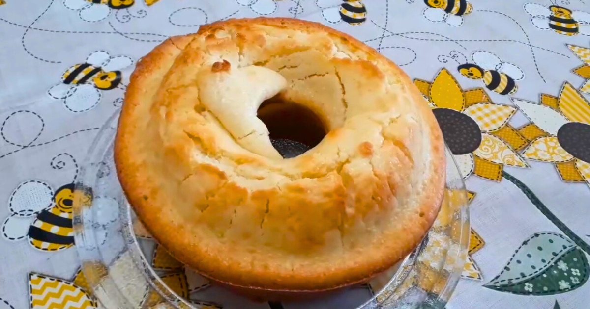 Olá, pessoal! Hoje vamos explorar uma receita um tanto quanto única: o Bolo de Arroz...