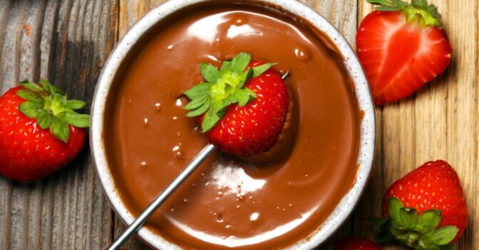 Saudável: TÁ FAZENDO DIETA E QUER ALGO DOCE? FAÇA ESSA SOBREMESA DE DANETTE LOW CARB EM 10 MINUTOS!