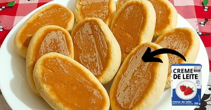 Biscoitos: Misture Creme de Leite Junto ao Trigo e Fermento e Veja Nascer Essa Fabulosa Bolacha Fofinha!