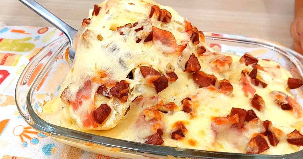 Batata Recheada na Travessa de Forno para um Almoço Divino