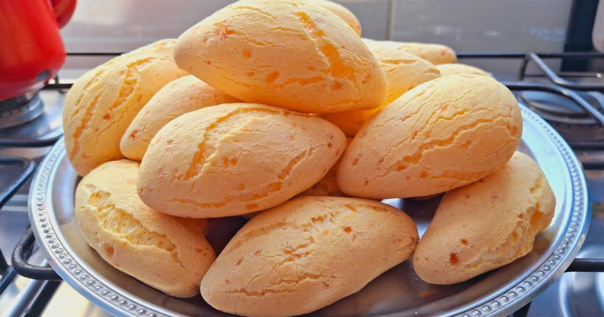 Biscoito de Polvilho Com Fubá Super Rápido e Fácil de Fazer