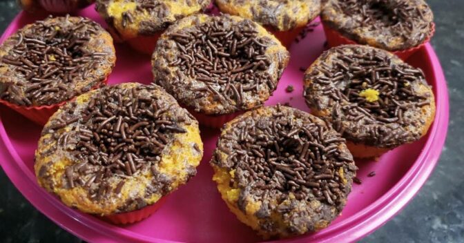 Doces: Deliciosos Cupcakes de Cenoura com Brigadeiro que Você Vai Adorar