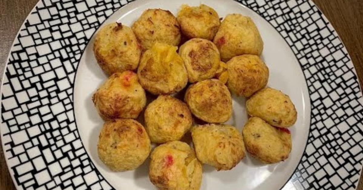 bolinho fit de queijo com frango