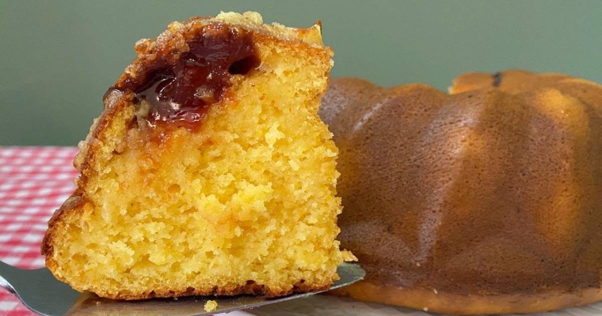 Bolo de Milho com Goiabada