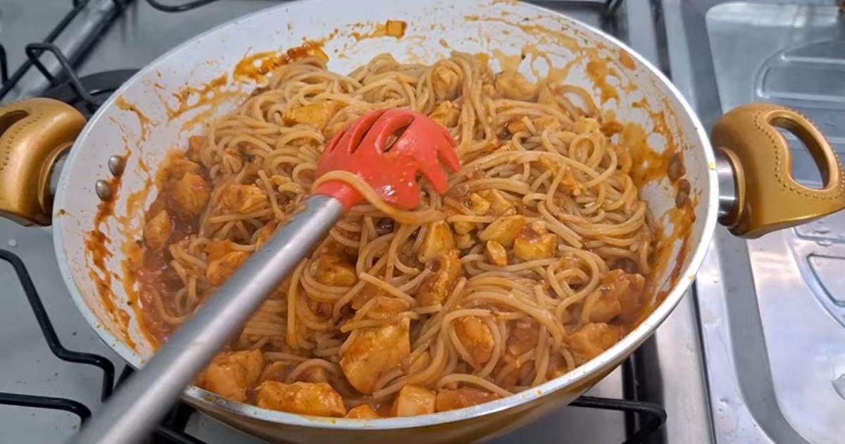 Macarronada de Frango em Cubos de Forma Prática e Deliciosa