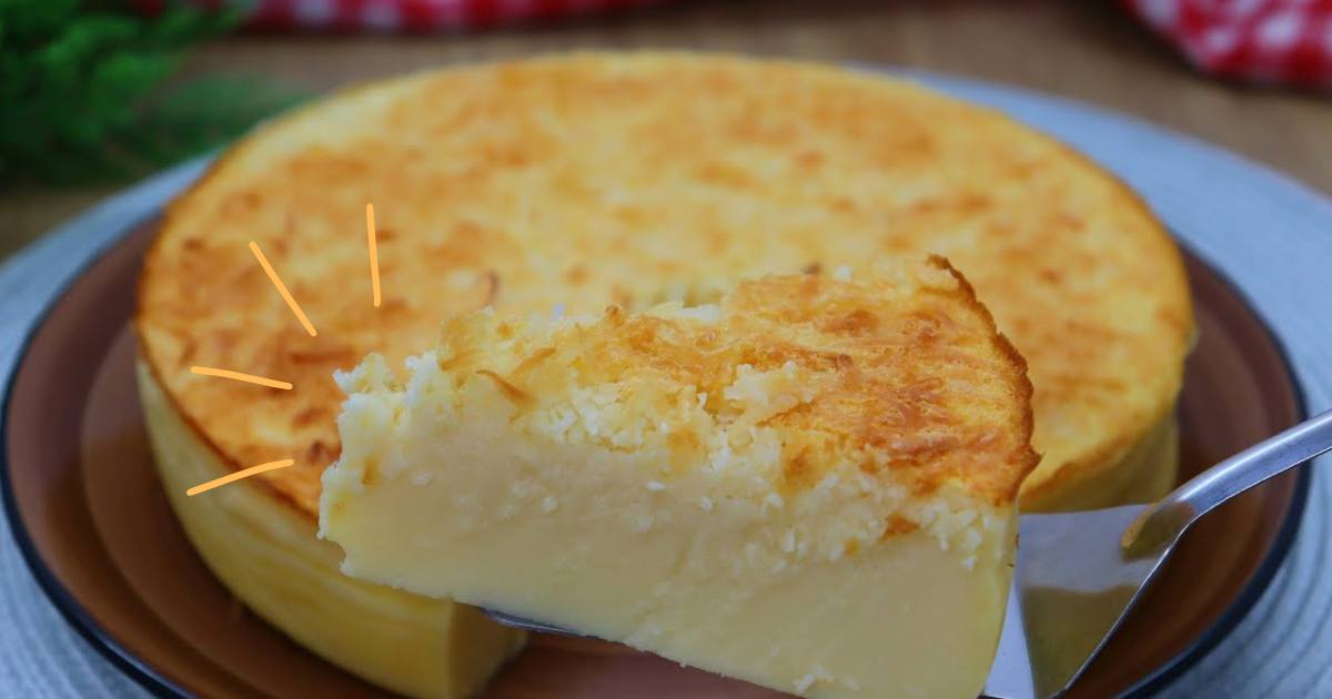 Bolo Cremoso de Coco com Leite Condensado que Parece Pudim