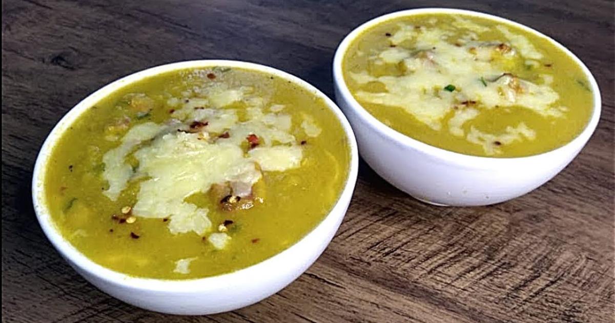 Receita simples de caldo de abobrinha com bacon, pronta em 25 minutos....