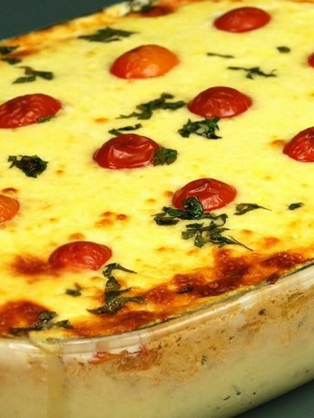 Escondidinho de Frango Super Cremoso é uma receita prática e muito saborosa, ideal para quem...