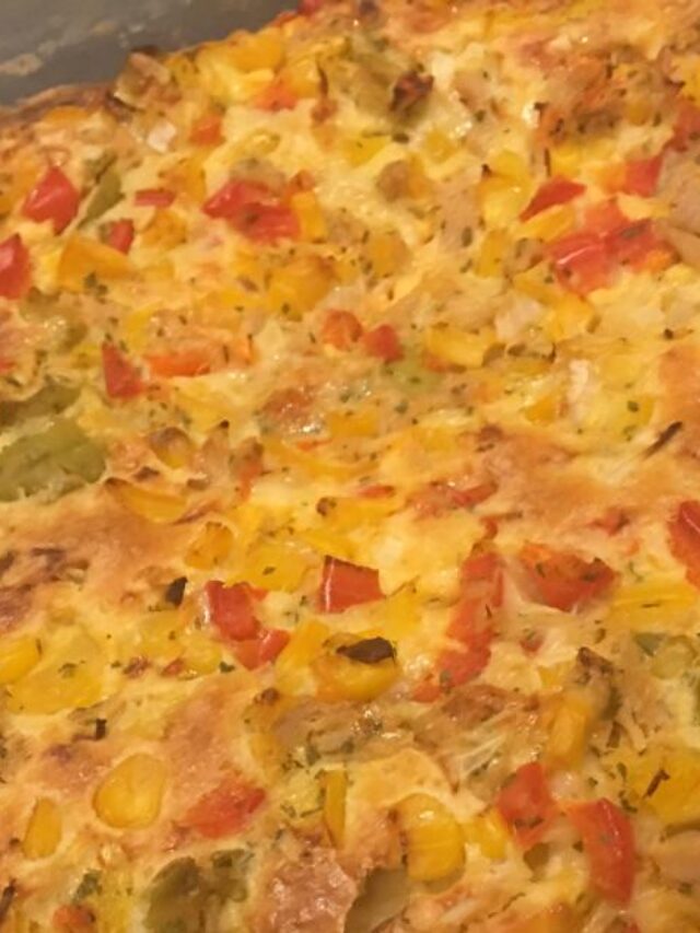 A Torta Salgada de Presunto é uma opção prática e deliciosa para lanches rápidos, festas...