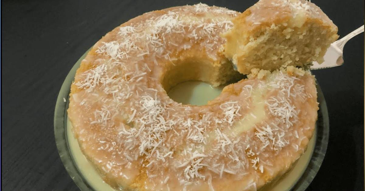 Prepare esse bolo de coco simples e fofinho hoje mesmo e aproveite uma receita fácil...