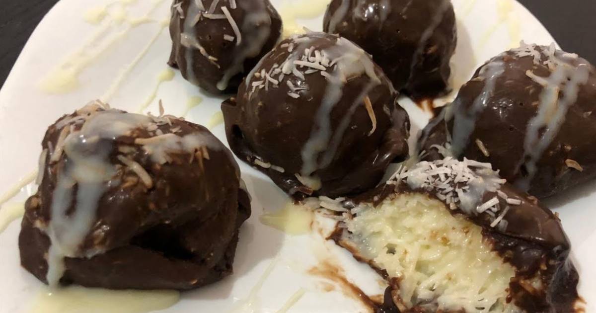 Faça hoje mesmo esse Bombom de Prestígio Fácil e surpreenda todos com uma sobremesa irresistível....