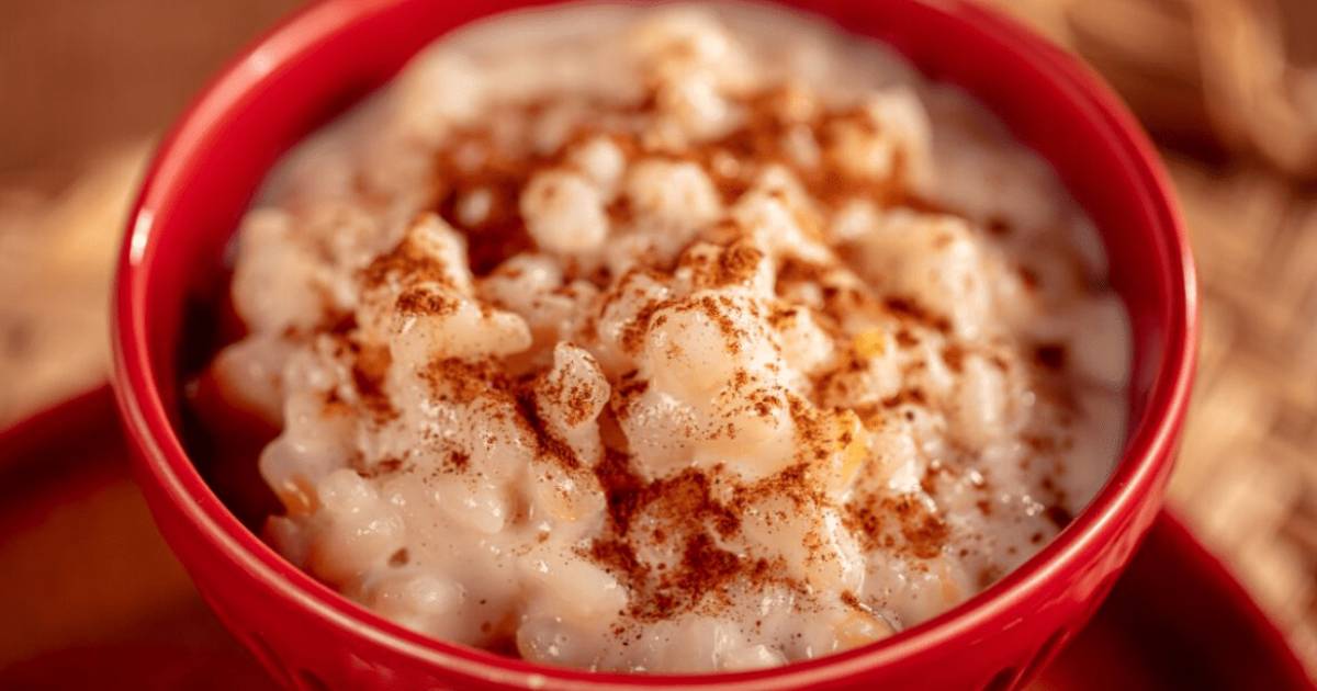 Prepare uma Canjica Gourmet Fácil e Cremosa, perfeita para festas juninas ou momentos especiais. Receita...