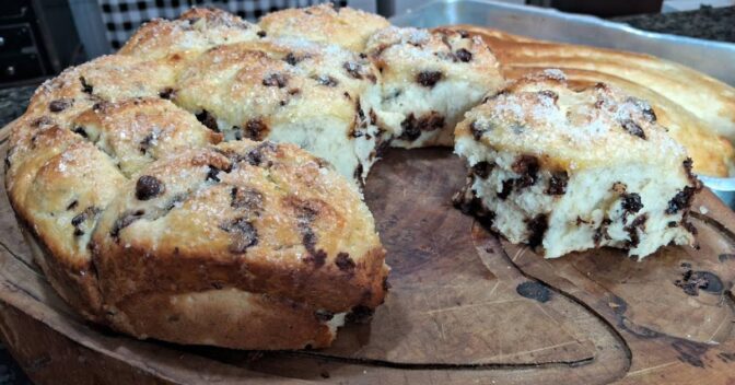 Biscoitos: Colomba Pascal Caseira com Chocolate