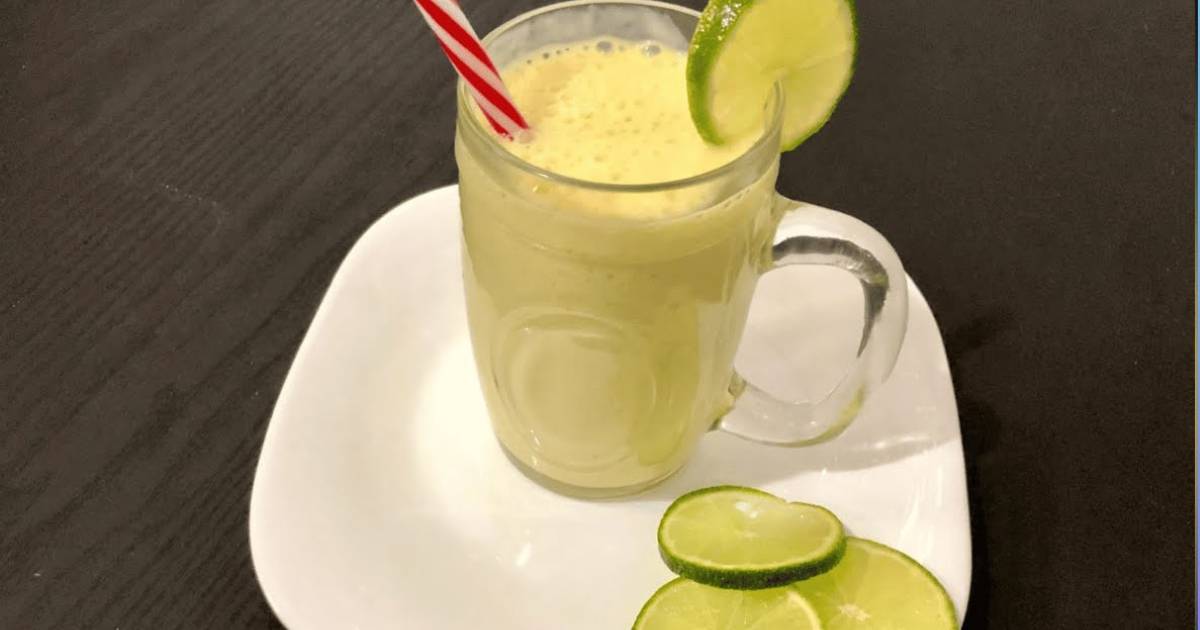 Aprenda a fazer uma deliciosa limonada alemã, sem álcool, ideal para o calor e o...