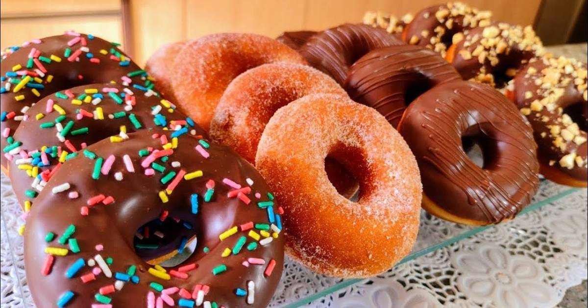 Aprenda a fazer donuts caseiros super recheados, fofinhos e deliciosos, com recheios variados e cobertura...