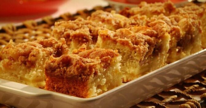 Bolos: Farofa de Cuca Simples e Deliciosa