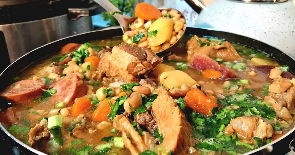 Aprenda a fazer Feijão Forte Nutritivo com Legumes, uma receita deliciosa e nutritiva, perfeita para...