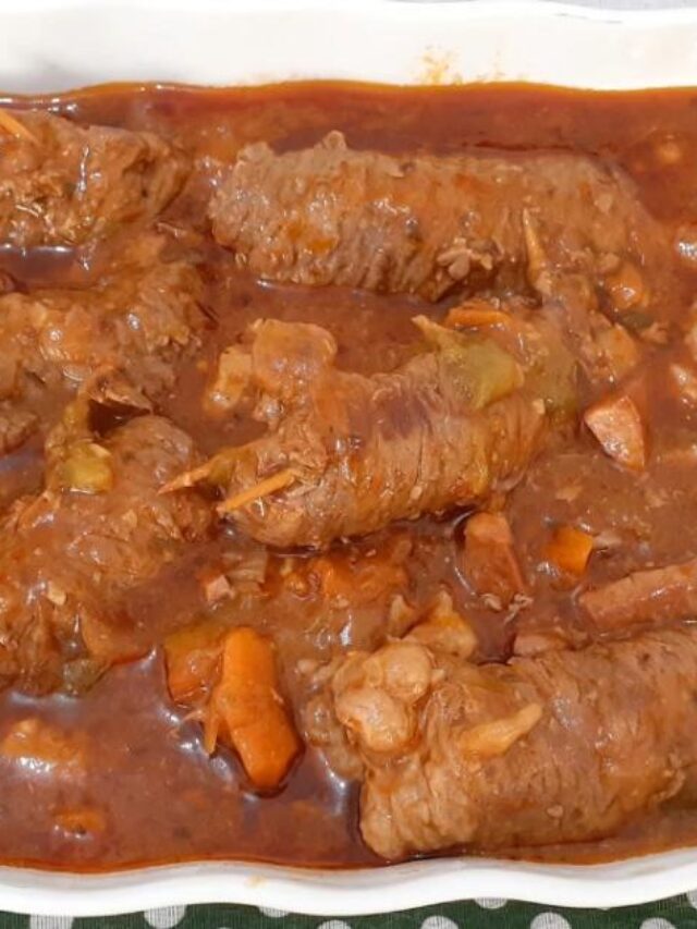 Receita prática de bife a rolê na pressão, com carne macia e sabor irresistível....