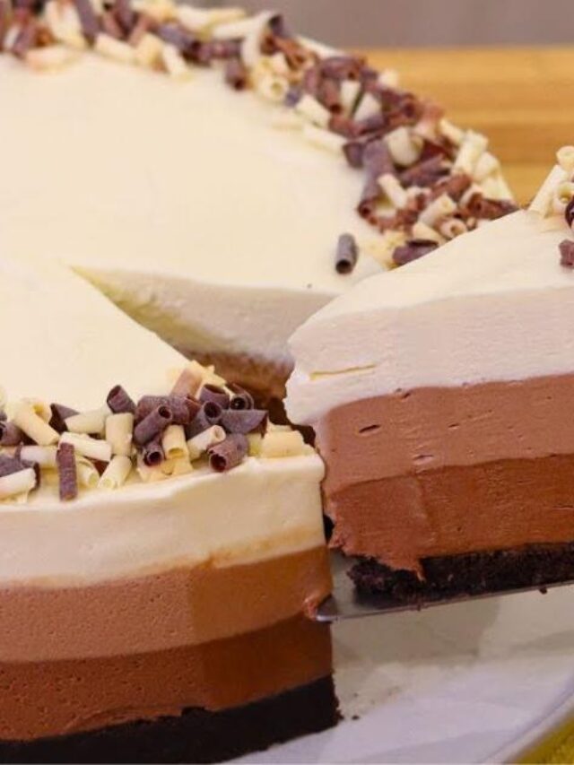 Torta mousse 3 chocolates sem gelatina: cremosa, fácil de fazer e perfeita para o Natal!...