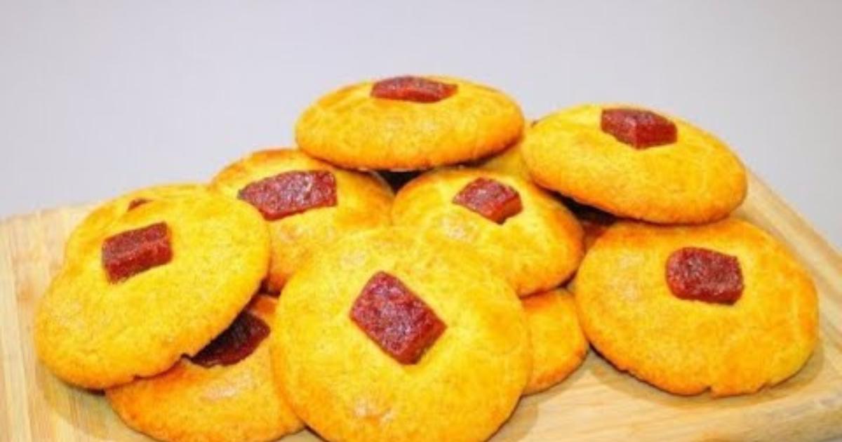 Receita de broinha de fubá com goiabada simples, macia e perfeita para acompanhar o café....