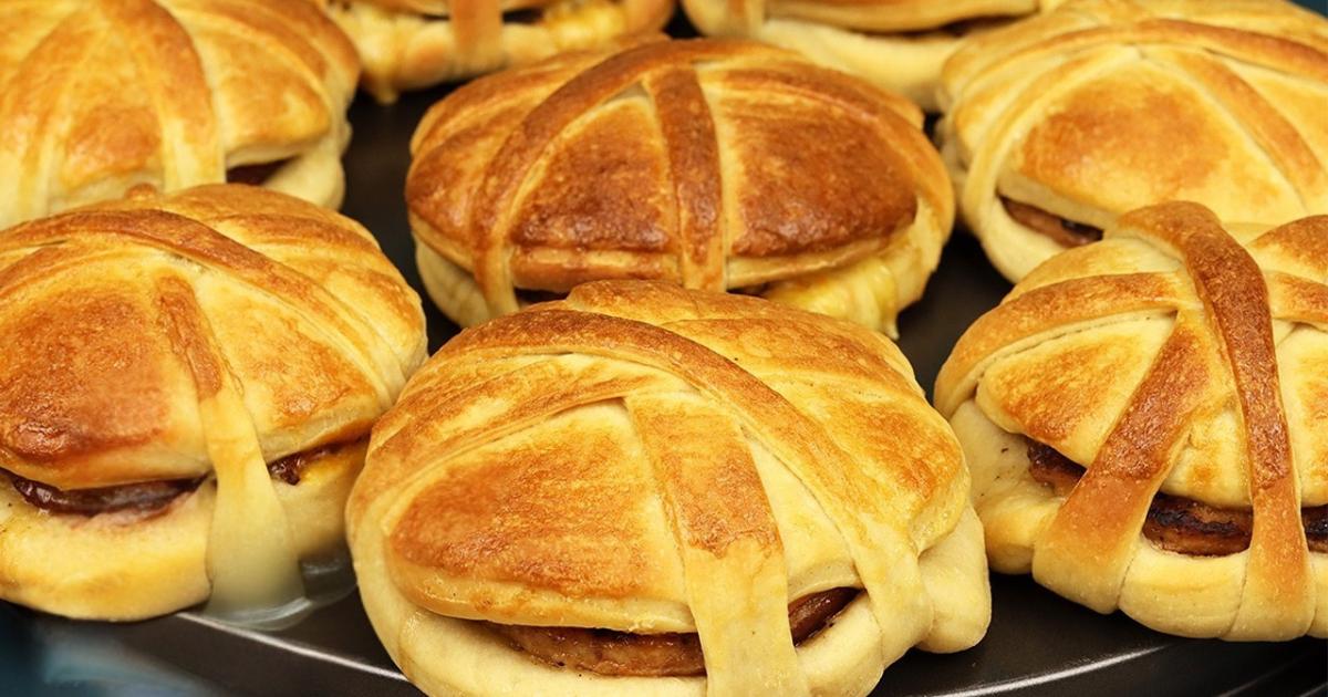 Receita de hambúrguer de forno delicioso, prático, e perfeito para vendas ou lanche em família....