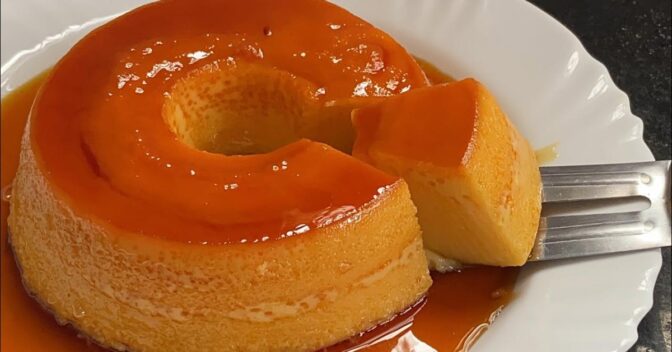 Pudim: Pudim Fofo com 2 Ingredientes