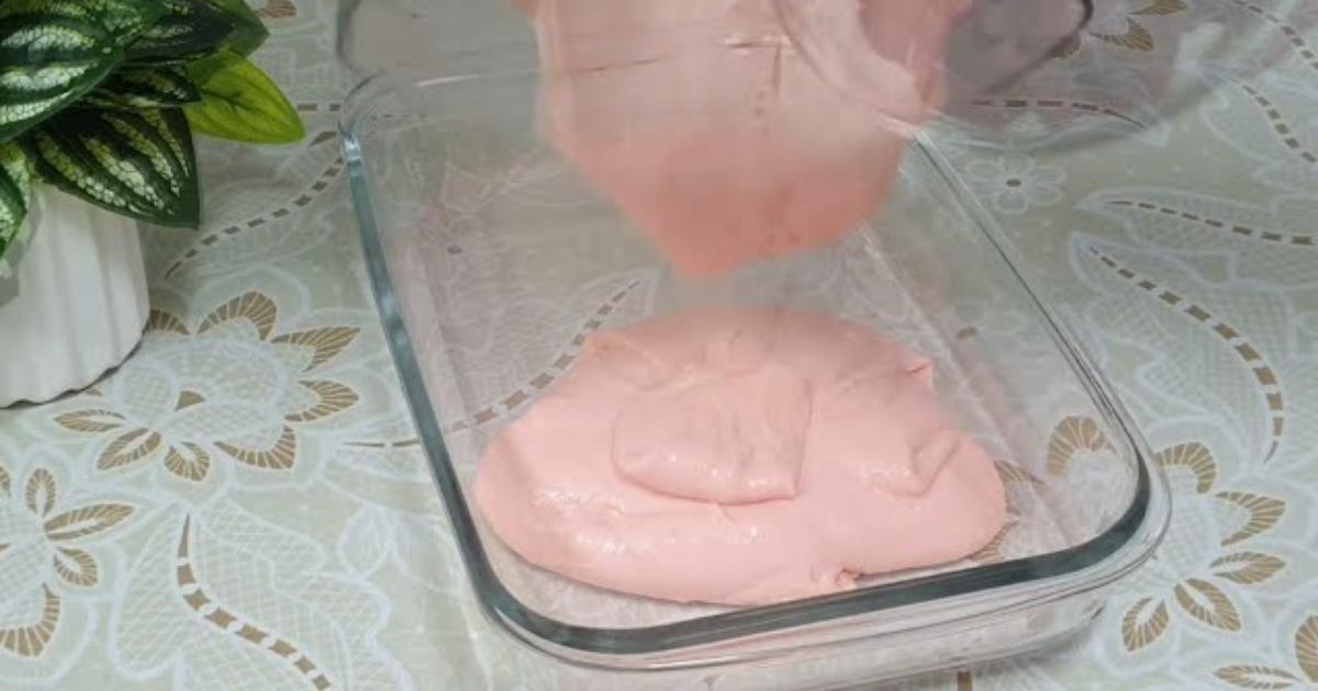 Sobremesa Romeu e Julieta na travessa, prática e cheia de sabor para qualquer ocasião!...