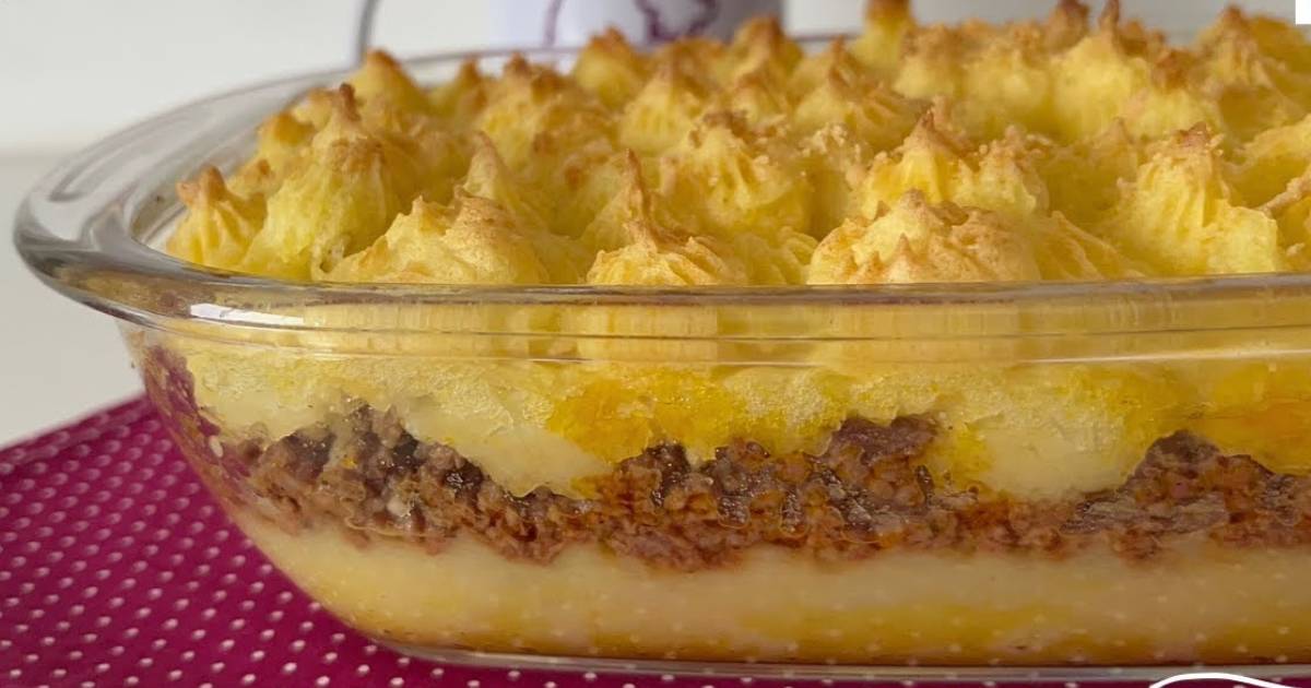 Aprenda a fazer escondidinho de carne moída cremoso e fácil de fazer, uma receita deliciosa...