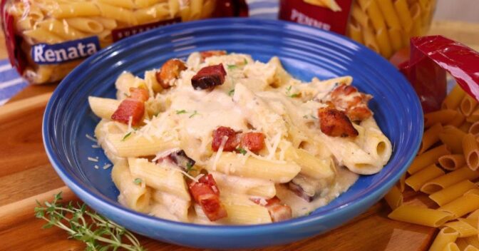 Especiais: Macarrão Cremoso com Queijo, Frango e Bacon