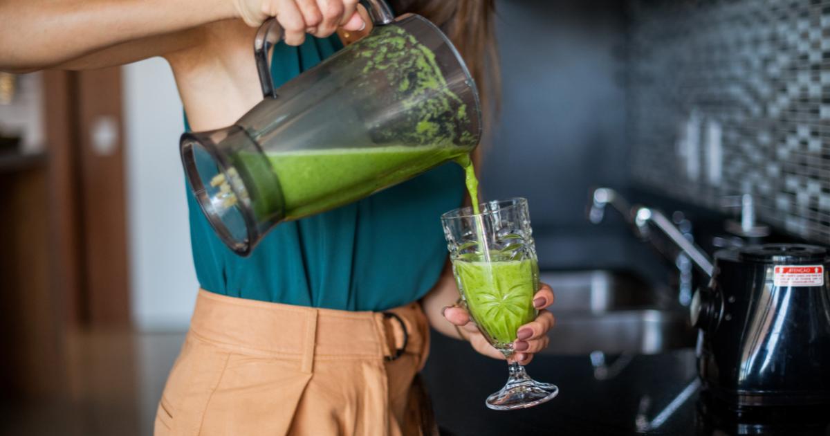 Suco diurético para celulite que seca tudo, reduz o inchaço e melhora a pele....