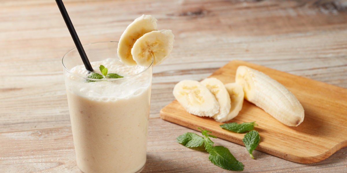 Que tal uma vitamina de banana com hortelã para começar o dia bem? Essa receita...