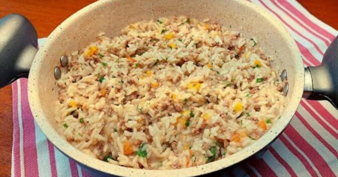 Especiais: Você Vai Querer Fazer Esse Arroz Carreteiro de Carne Moída Hoje Mesmo
