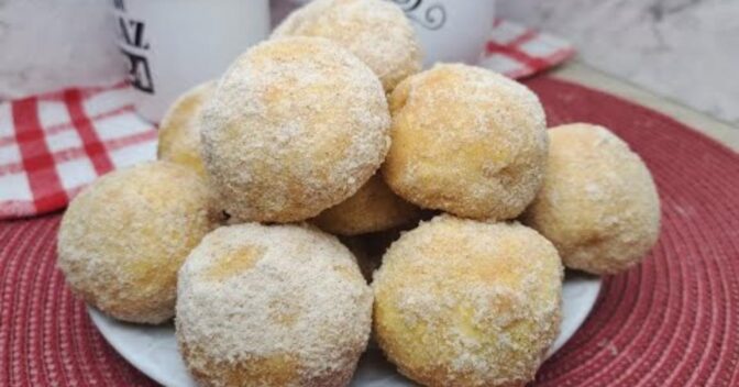 Lanche: Descubra o Segredo do Bolinho de Chuva Assado: Macio, Fofinho e Sem Fritura