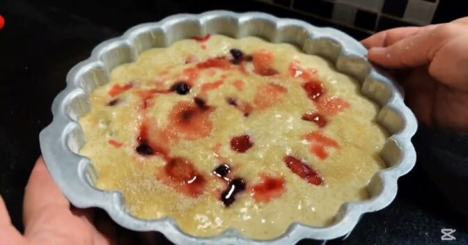 Bolos: Bolo Baunilha Fofinho com Frutas Vermelhas Irresistível