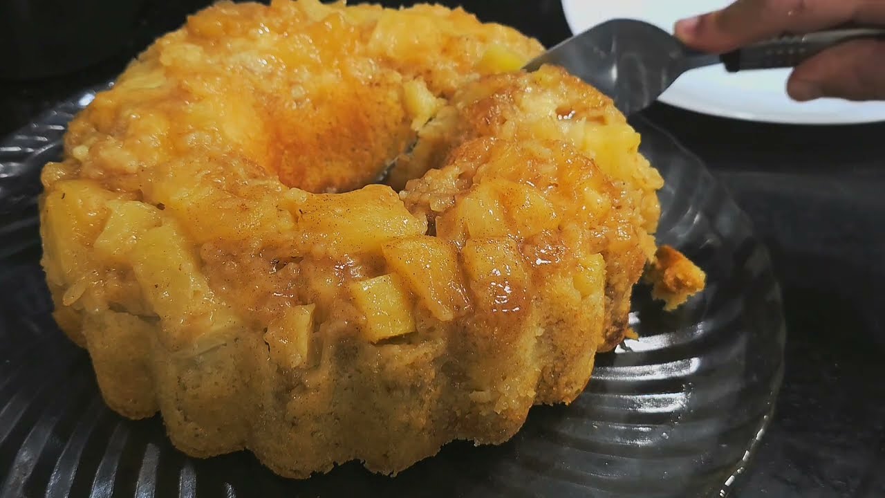 Bolo de Abacaxi Fácil, Molhadinho e Perfeito é cheio de sabor, ideal para qualquer ocasião....