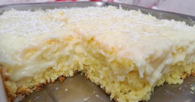 Bolos: Bolo de Coco “Toalha Cheia”: Uma Receita Deliciosa e Macia
