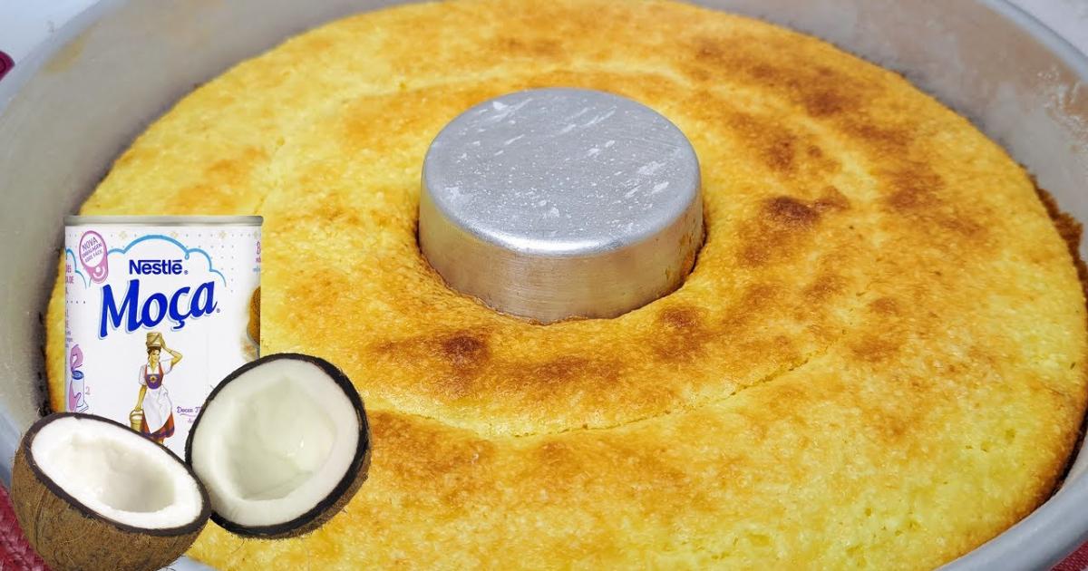 Bolo de coco com leite condensado sem trigo e sem óleo – fácil e delicioso