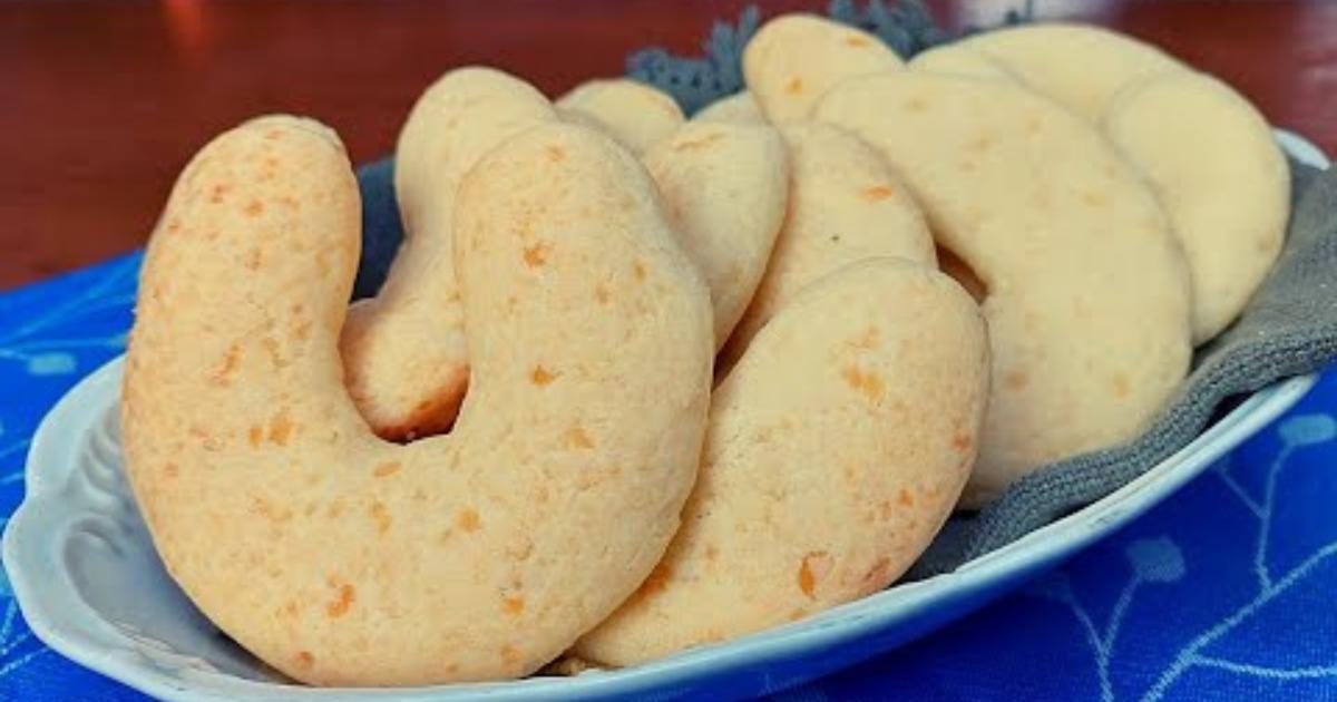 Receita fácil de chimango de polvilho e queijo, pronta em poucos minutos....