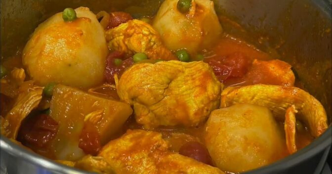 Aves: Filé de Frango de Panela Receita Fácil e Saborosa