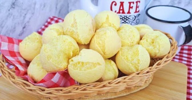 Pães: Esse Pão de Queijo de Fubá é Diferente e Fica Delicioso! Veja a Receita!