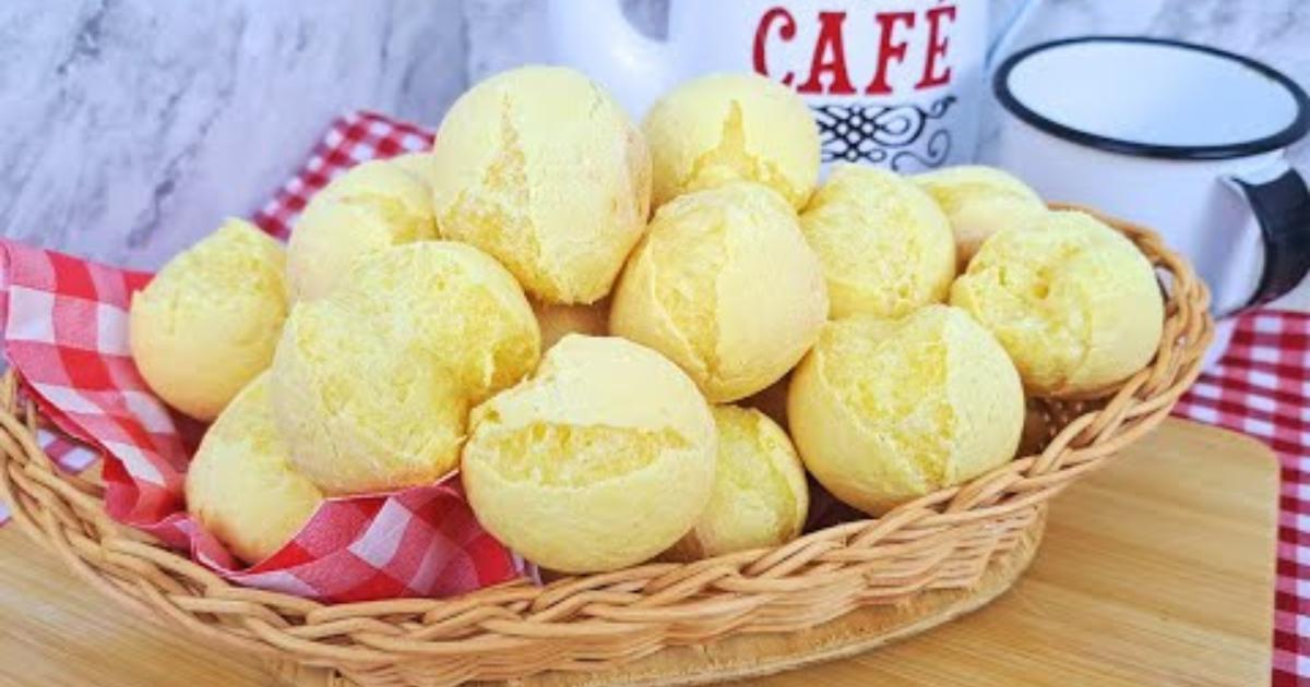 Aprenda a fazer um pão de queijo de fubá fácil, saboroso e que não murcha...