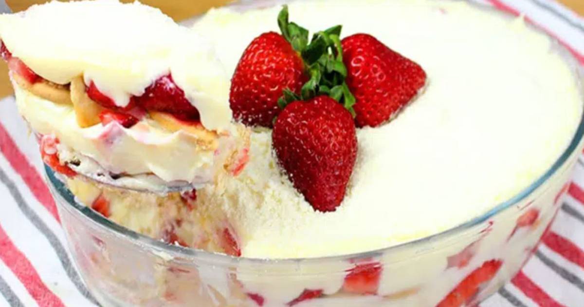 O Pavê Doce de Leite Cremoso Fácil Gelado leva só 4 ingredientes e fica pronto...