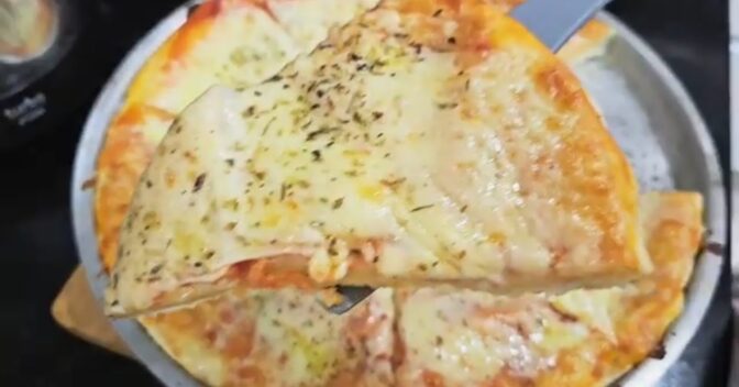 Pizza: Pizza Caseira Fácil massa leve