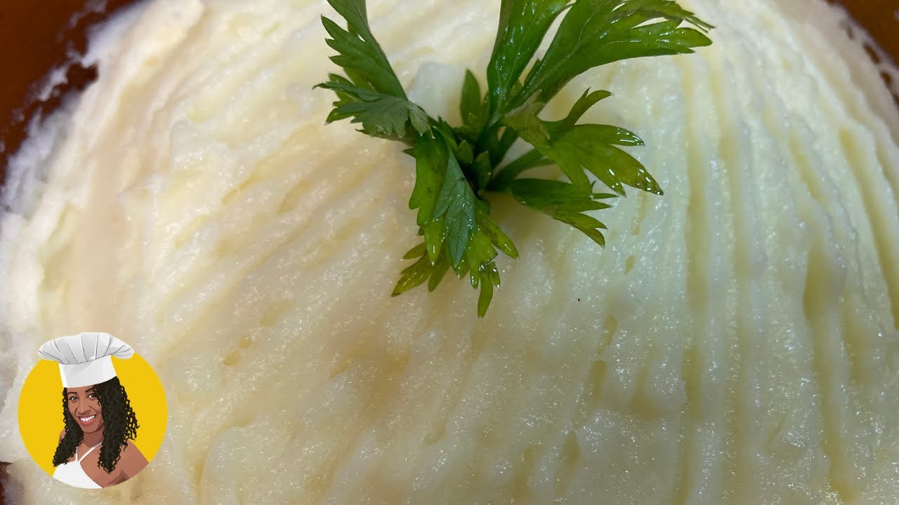 Purê de Batata cremoso e irresistível! Aprenda essa receita fácil e deliciosa para acompanhar suas...