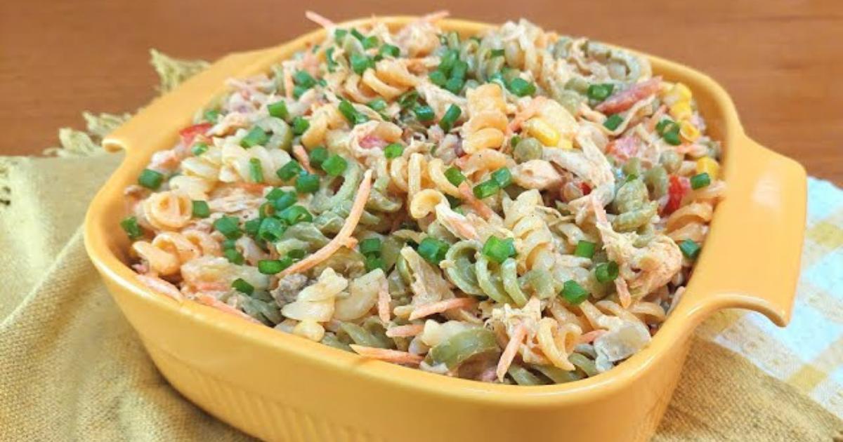 Aprenda a fazer uma salada de macarrão com frango deliciosa, perfeita para qualquer refeição...
